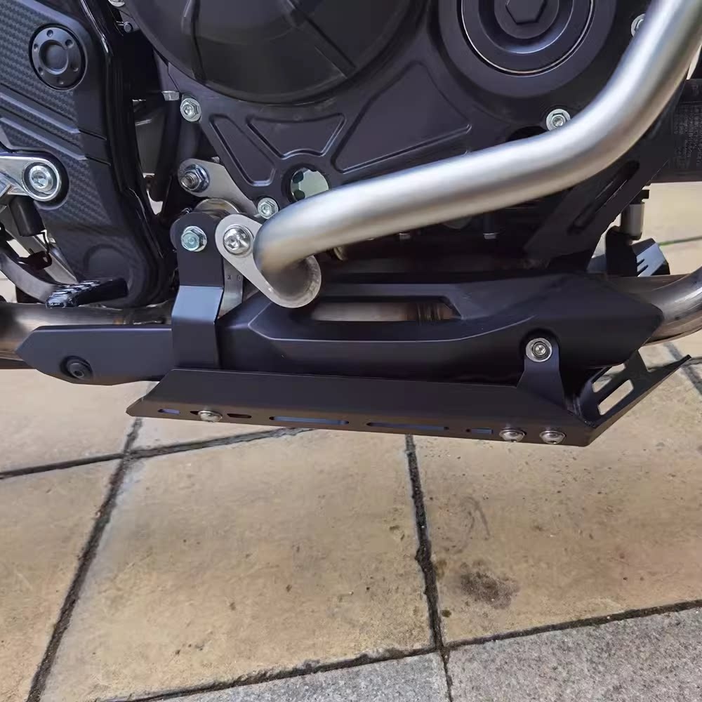 Piastra di Protezione Motore M - Motorcycle Engine Parts recensione e prezzo